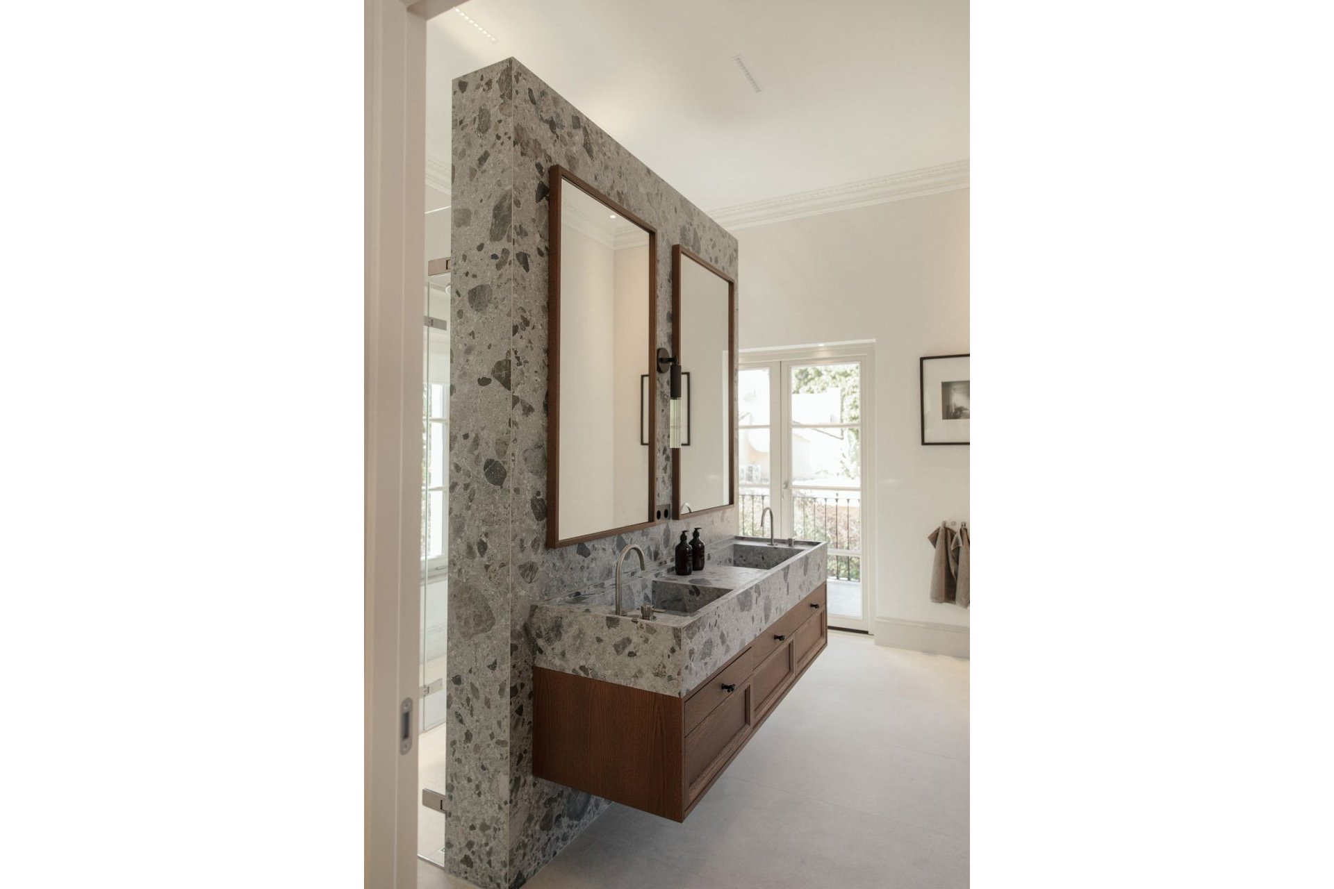 Resale - House - Detached Villa - Marbella - Nueva Andalucia