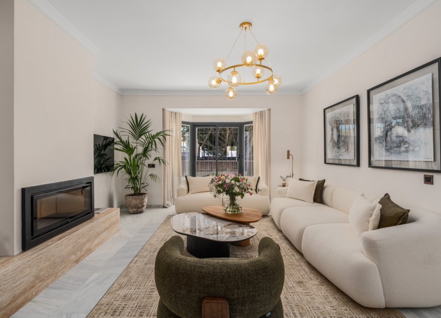 Resale - House - Detached Villa - Marbella - Nueva Andalucia