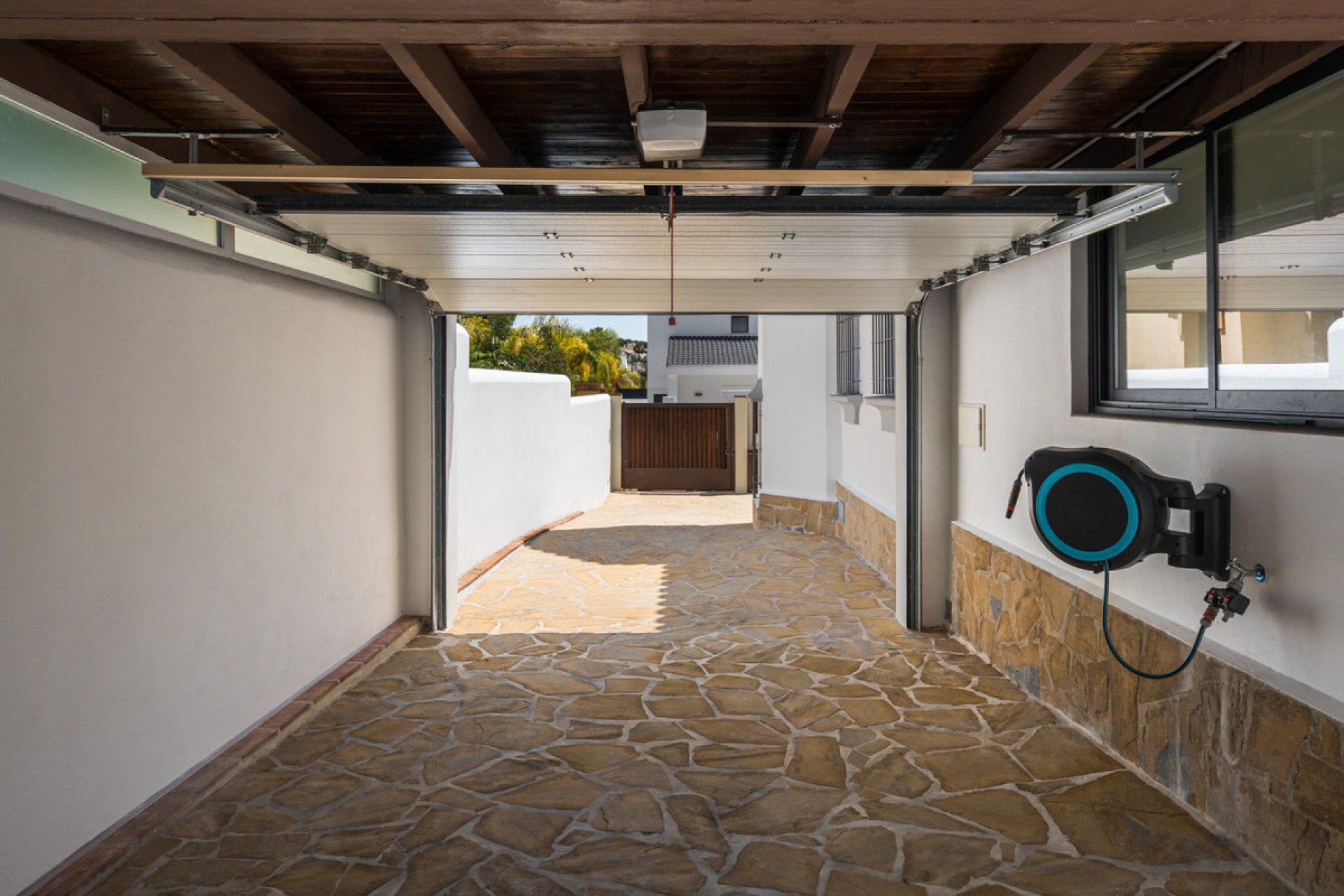 Resale - House - Detached Villa - Marbella - Nueva Andalucia