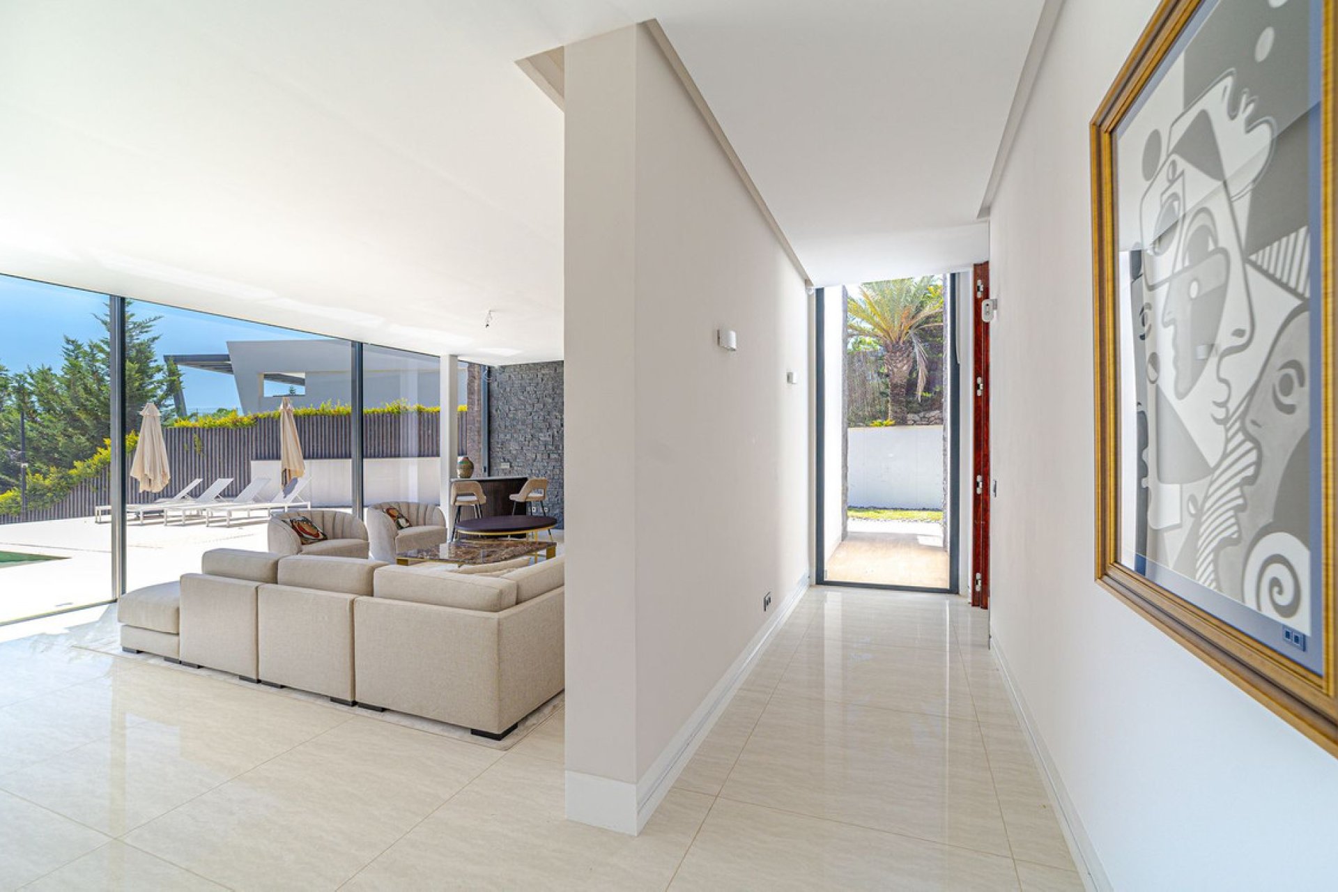 Resale - House - Detached Villa - Marbella - Nueva Andalucia