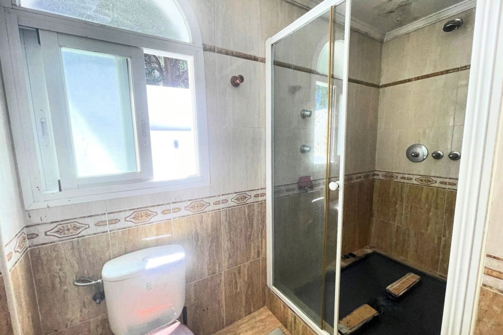 Resale - House - Detached Villa - Marbella - Nueva Andalucia