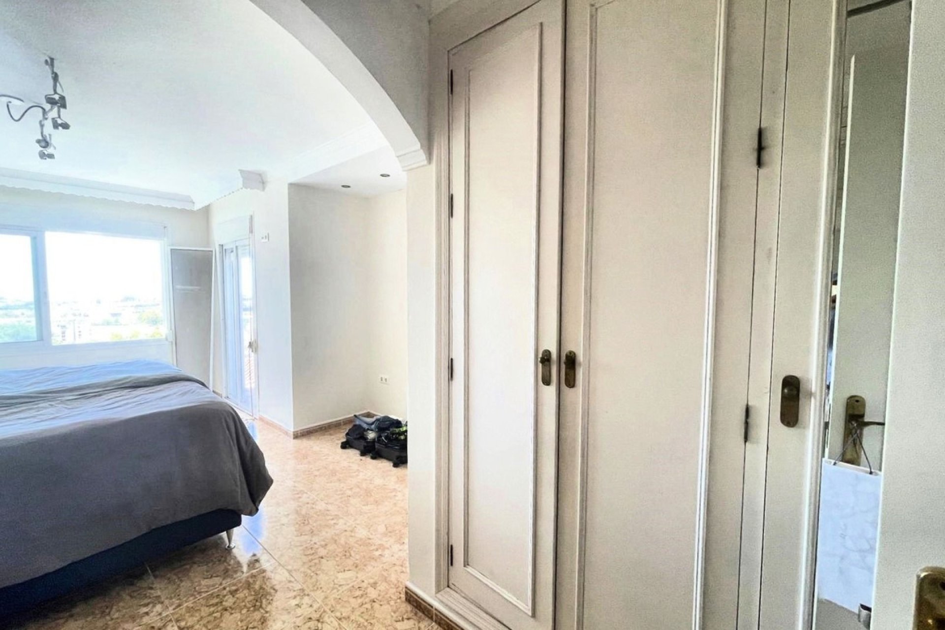 Resale - House - Detached Villa - Marbella - Nueva Andalucia