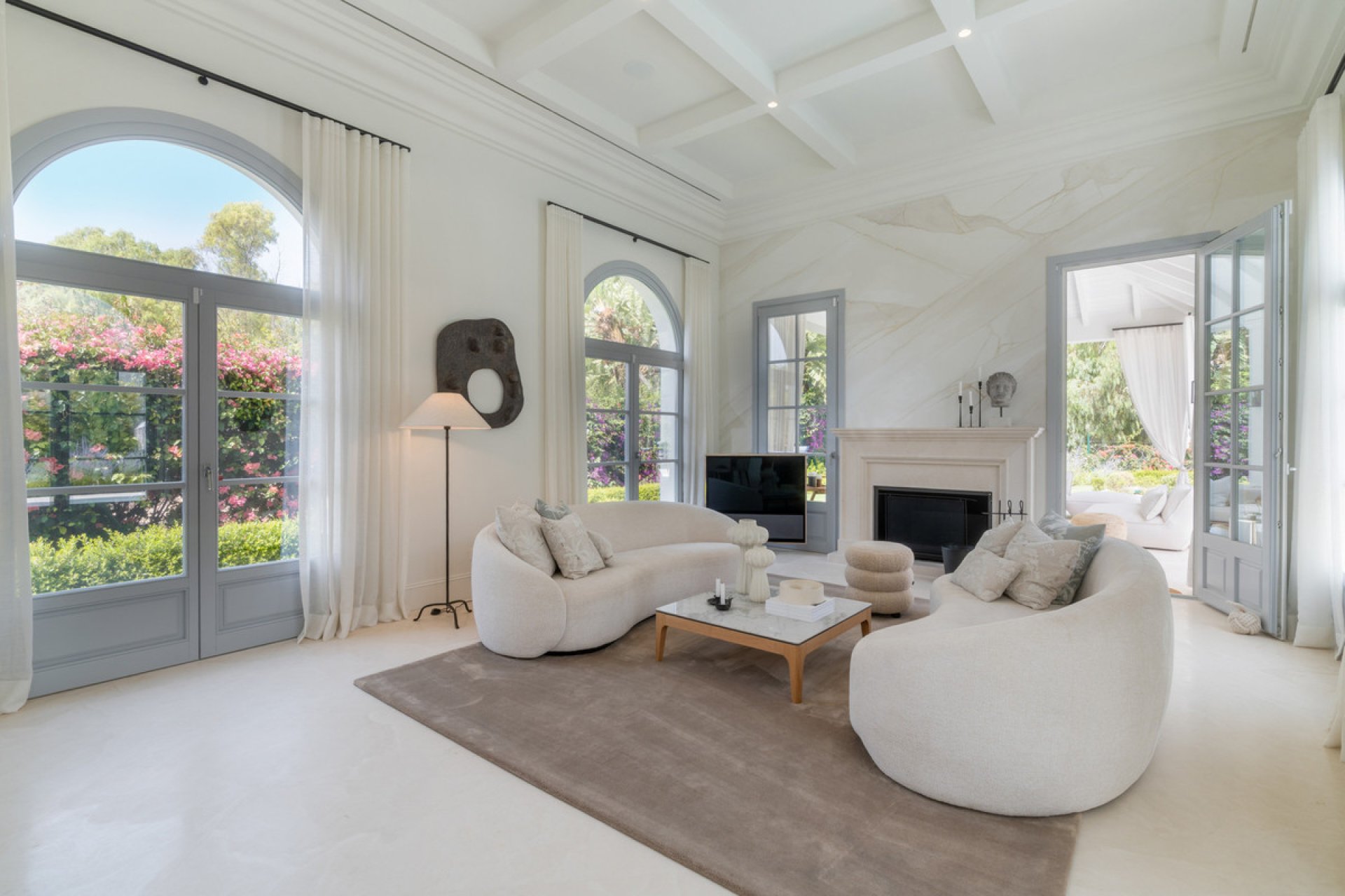 Resale - House - Detached Villa - Marbella - Nueva Andalucia