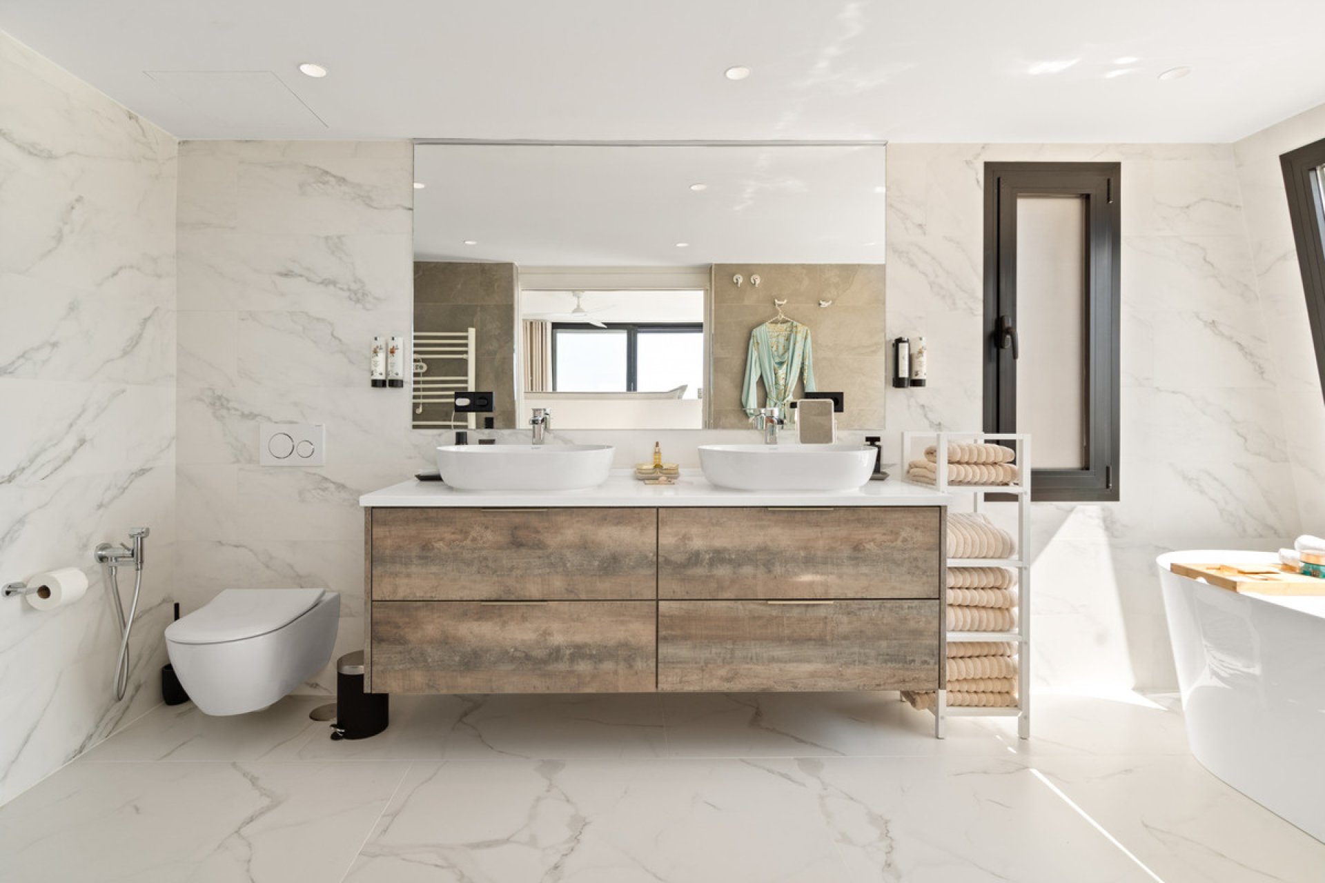 Resale - House - Detached Villa - Marbella - Nueva Andalucia