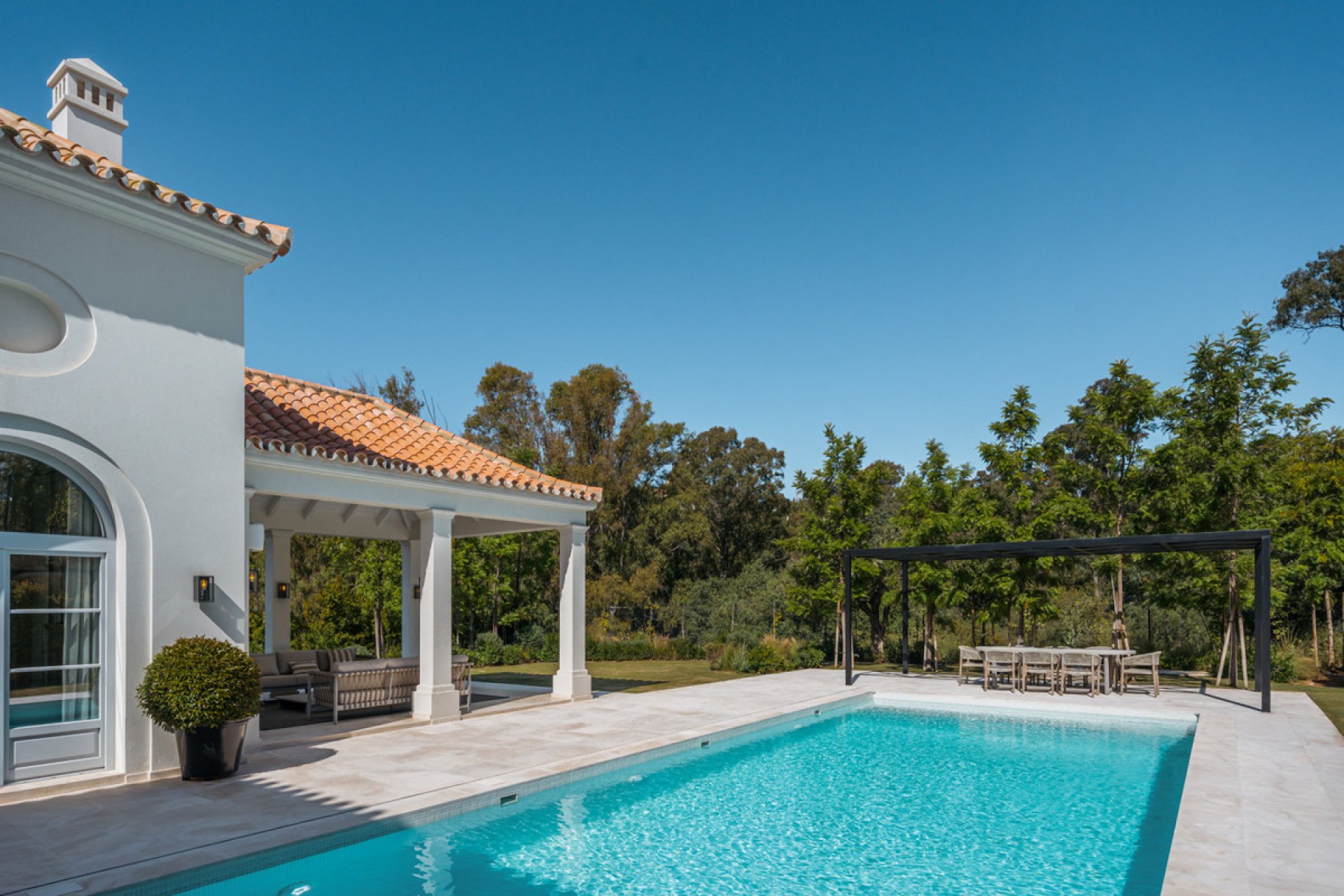 Resale - House - Detached Villa - Marbella - Nueva Andalucia