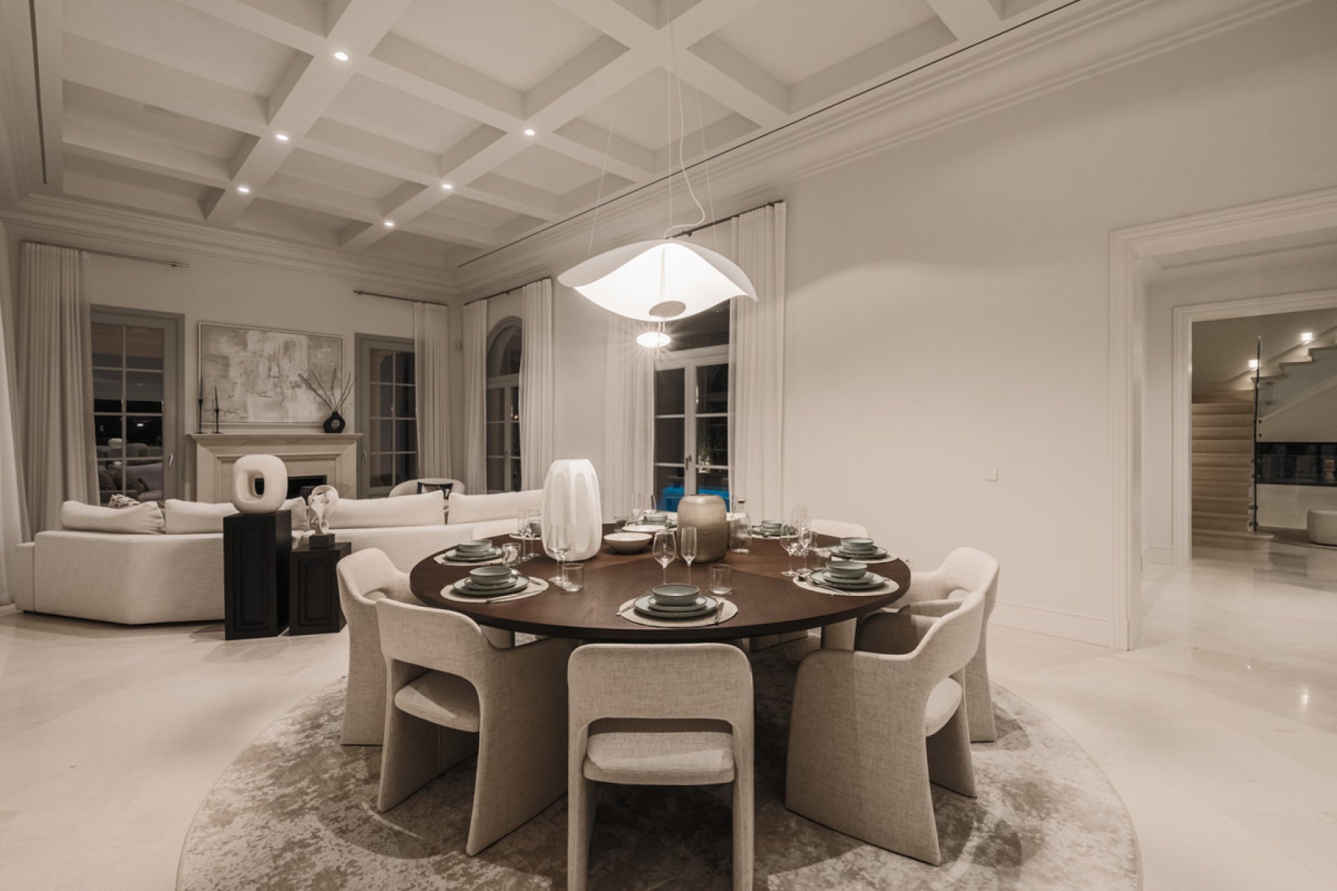 Resale - House - Detached Villa - Marbella - Nueva Andalucia