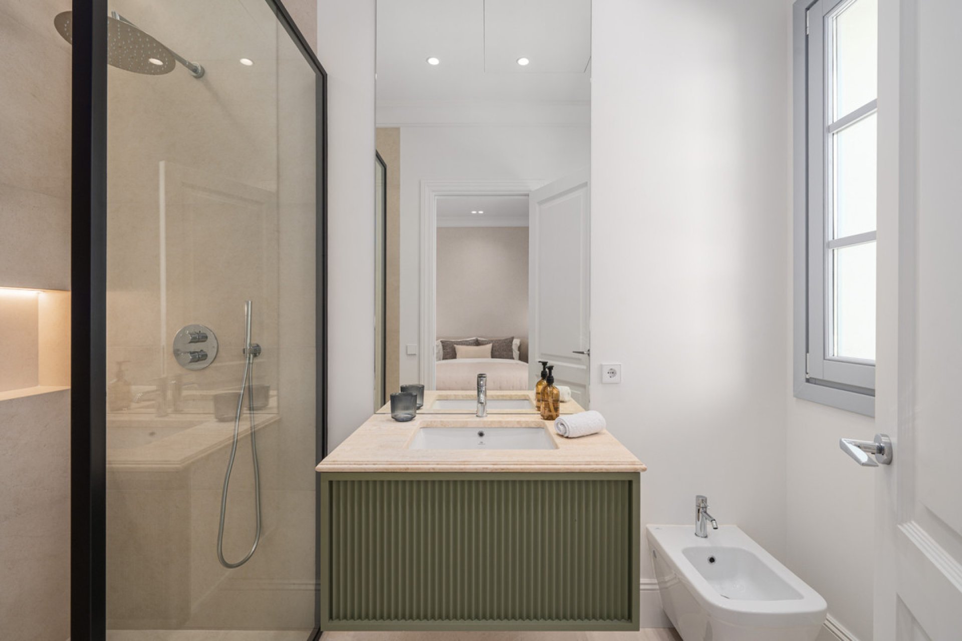 Resale - House - Detached Villa - Marbella - Nueva Andalucia