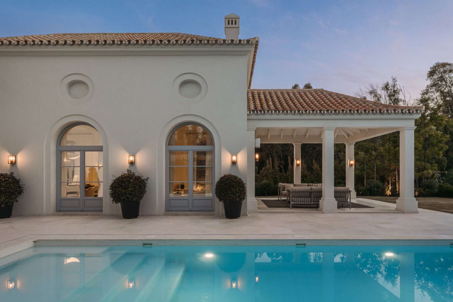 Resale - House - Detached Villa - Marbella - Nueva Andalucia