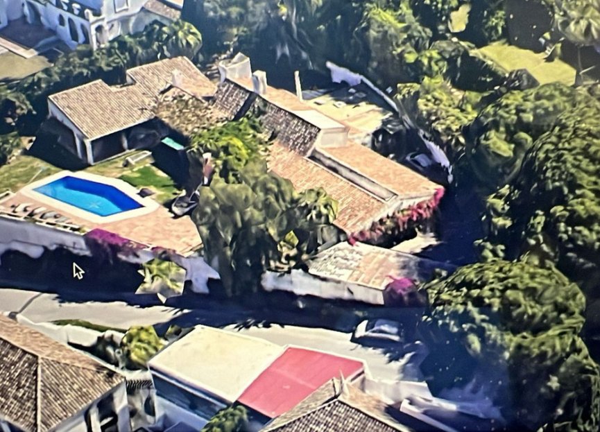 Resale - House - Detached Villa - Marbella - Nueva Andalucia