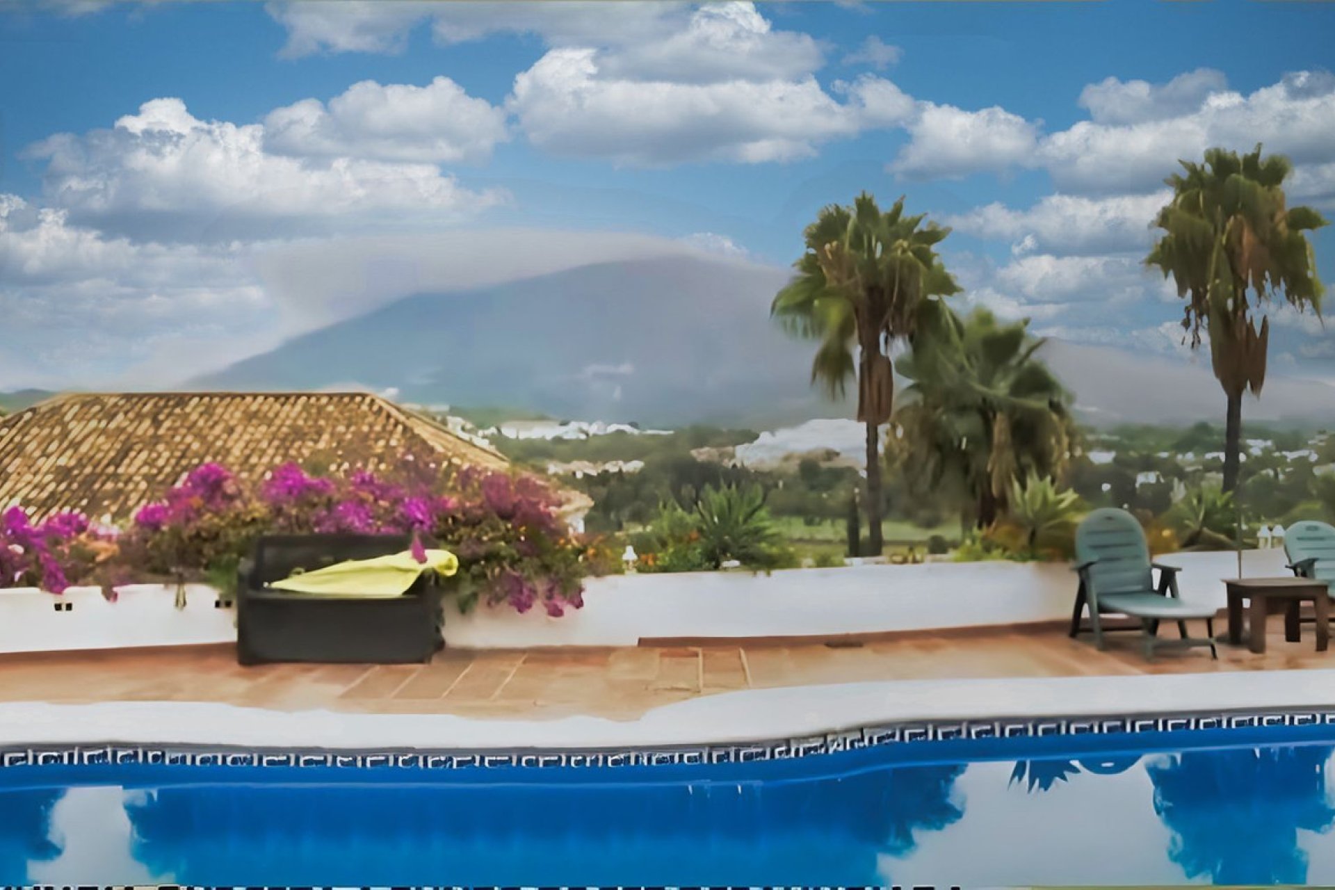 Resale - House - Detached Villa - Marbella - Nueva Andalucia