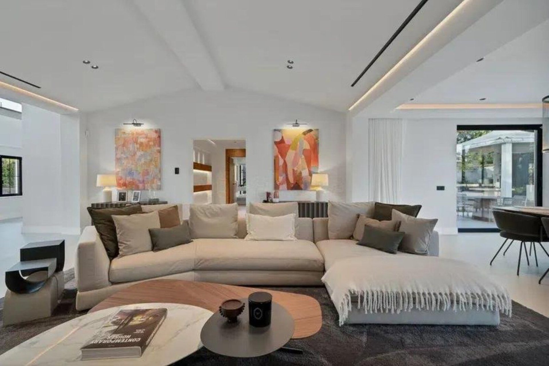 Resale - House - Detached Villa - Marbella - Puerto Banús