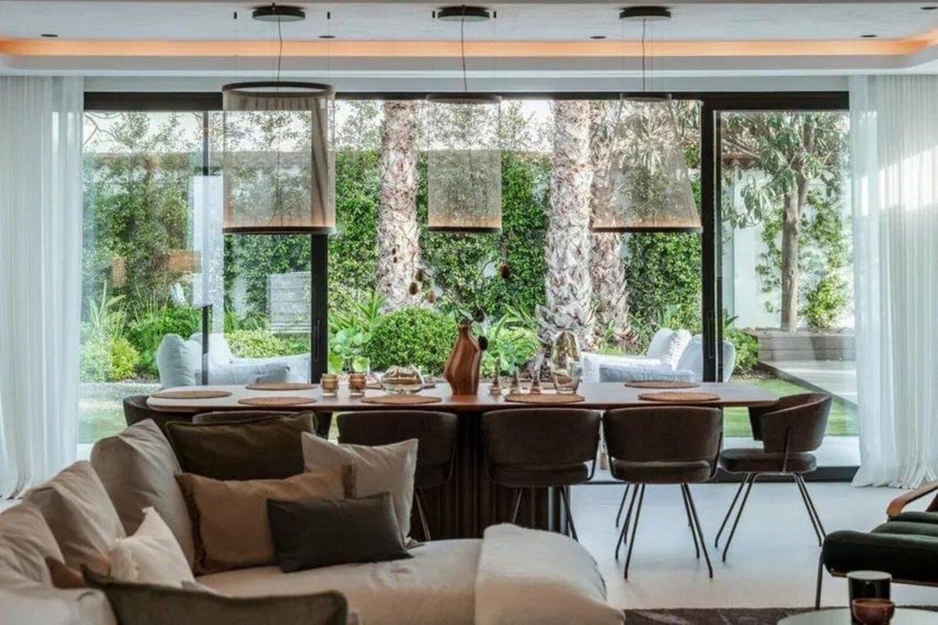 Resale - House - Detached Villa - Marbella - Puerto Banús