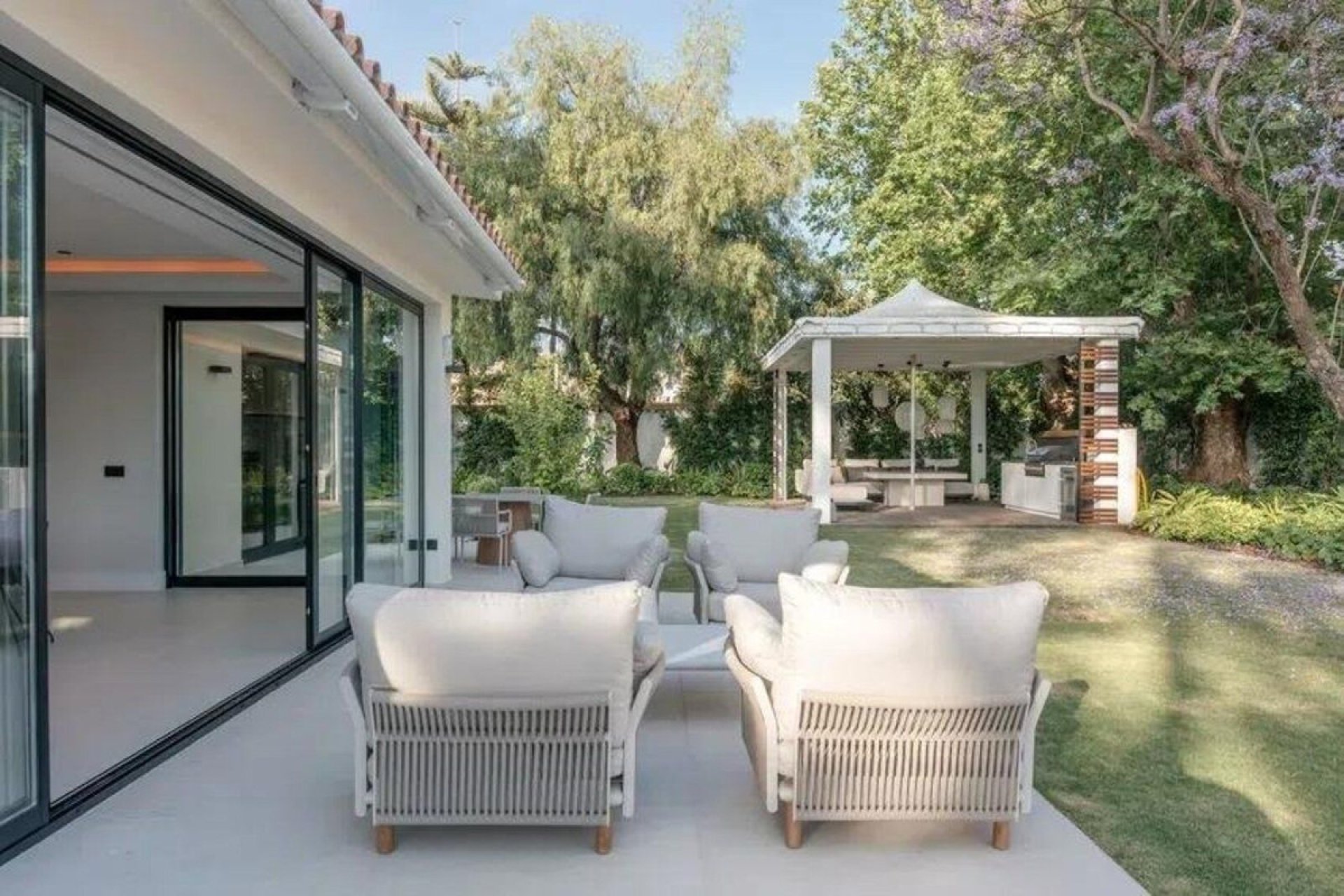 Resale - House - Detached Villa - Marbella - Puerto Banús