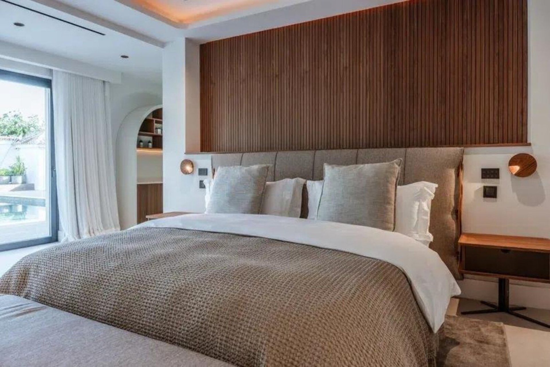 Resale - House - Detached Villa - Marbella - Puerto Banús