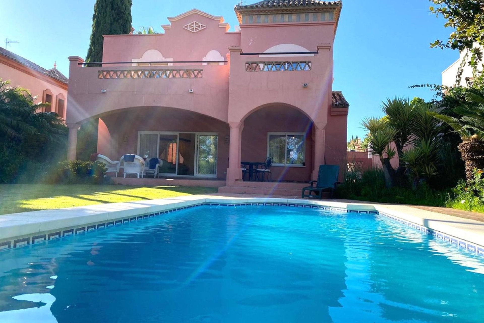 Resale - House - Detached Villa - Marbella - Puerto Banús