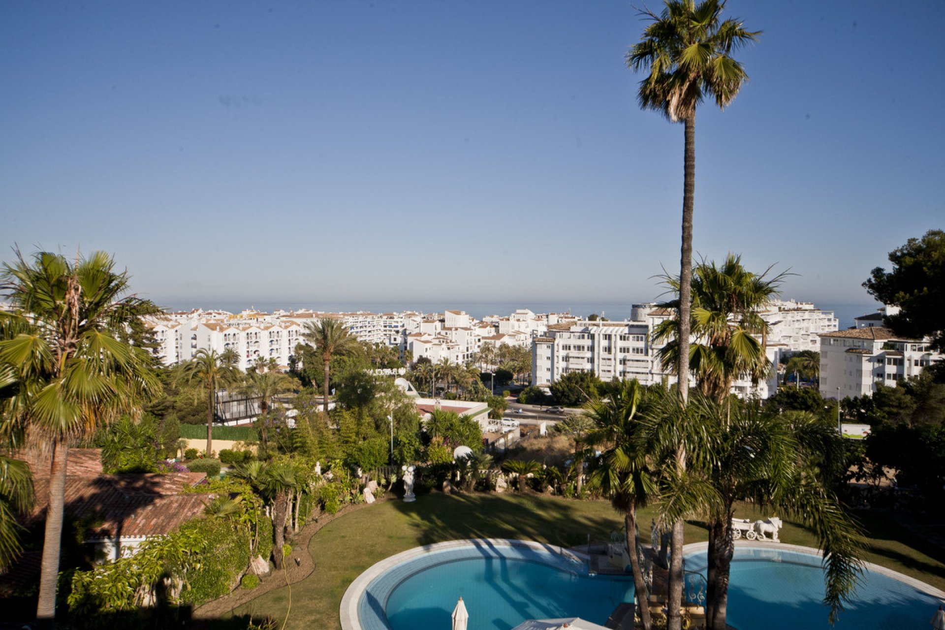 Resale - House - Detached Villa - Marbella - Puerto Banús