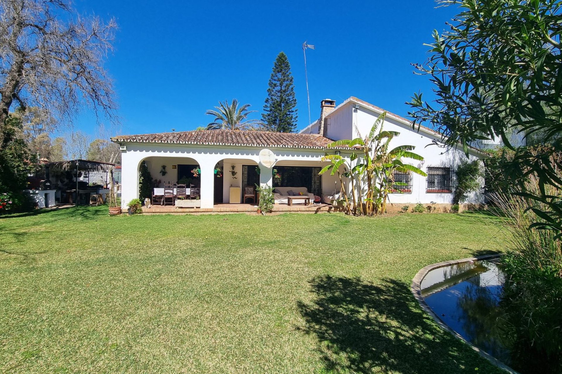 Resale - House - Detached Villa - Marbella - Puerto Banús