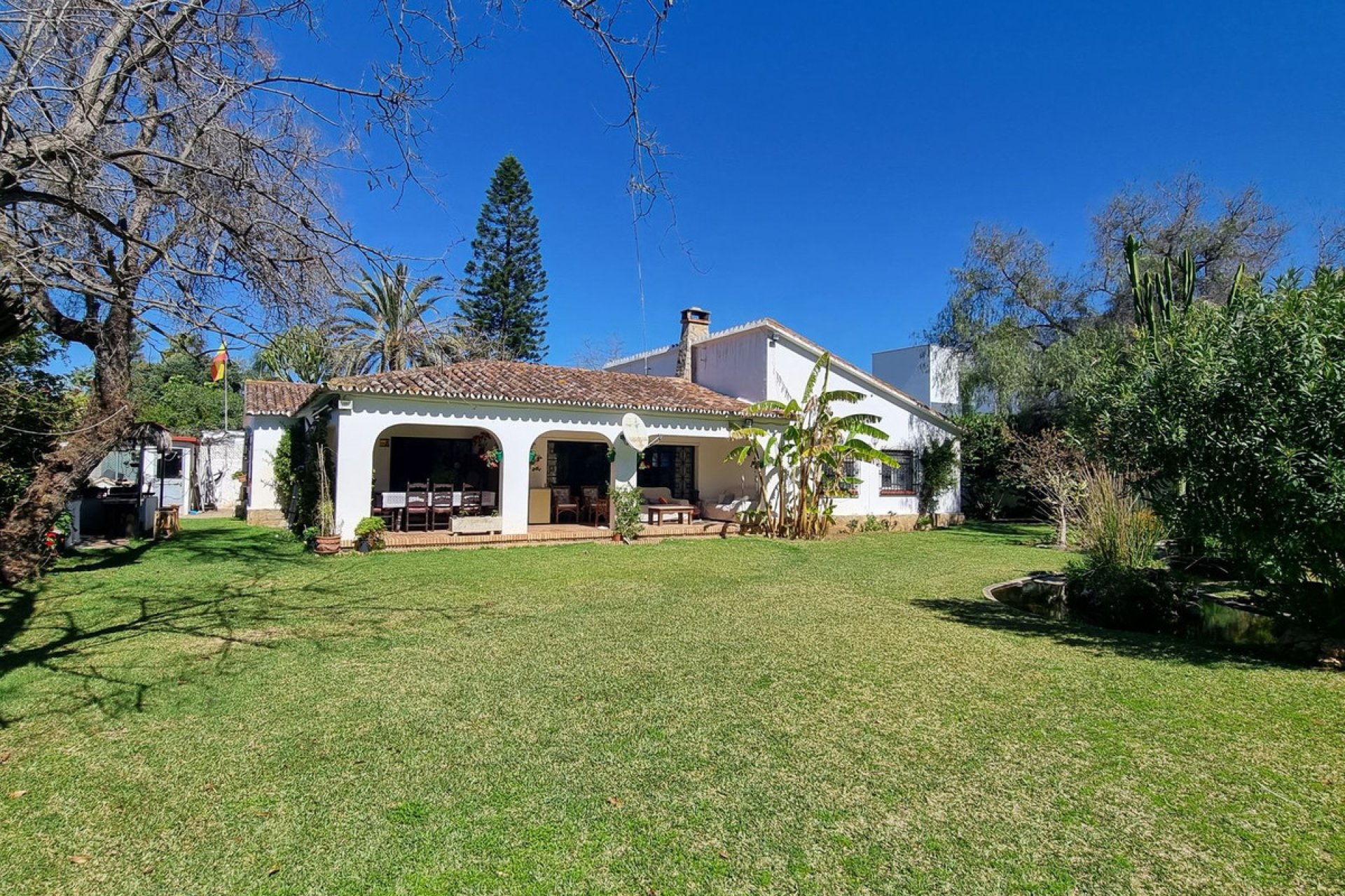 Resale - House - Detached Villa - Marbella - Puerto Banús