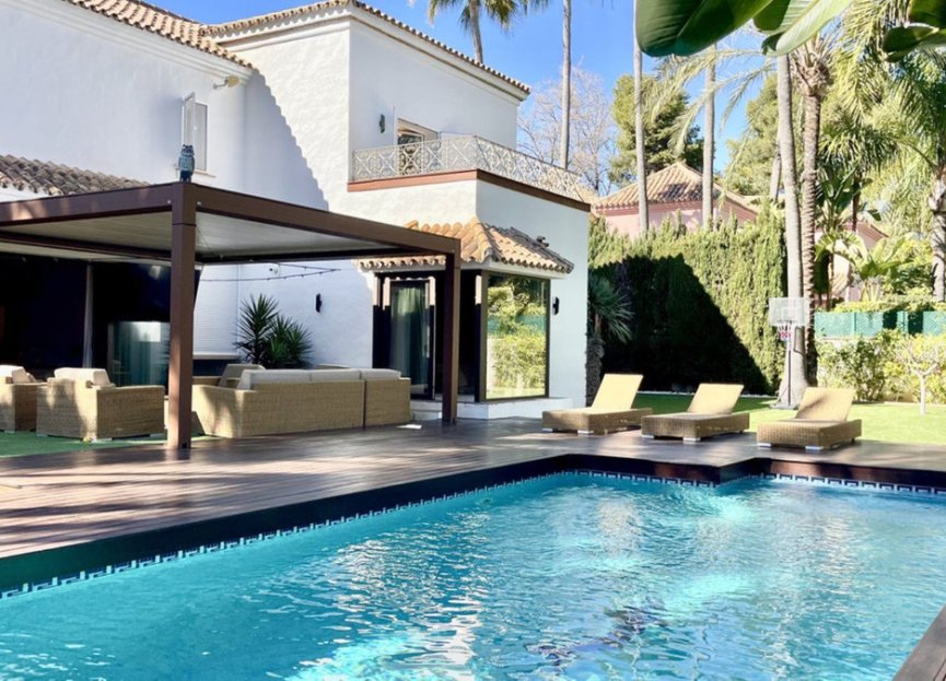 Resale - House - Detached Villa - Marbella - Puerto Banús