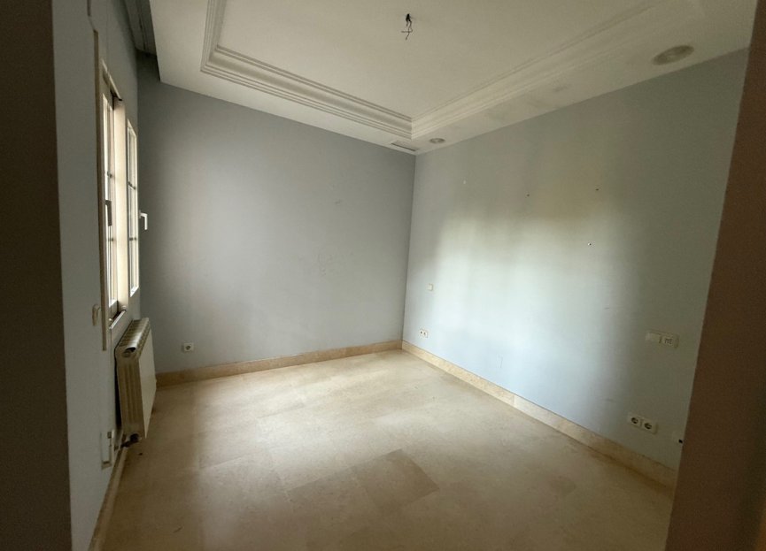 Resale - House - Detached Villa - Marbella - Puerto Banús