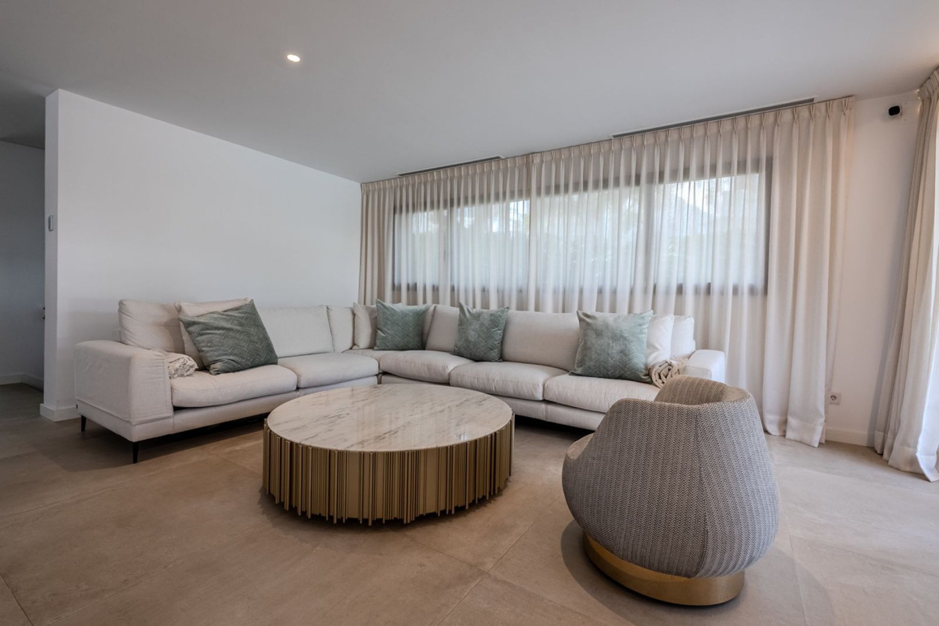 Resale - House - Detached Villa - Marbella - Puerto Banús