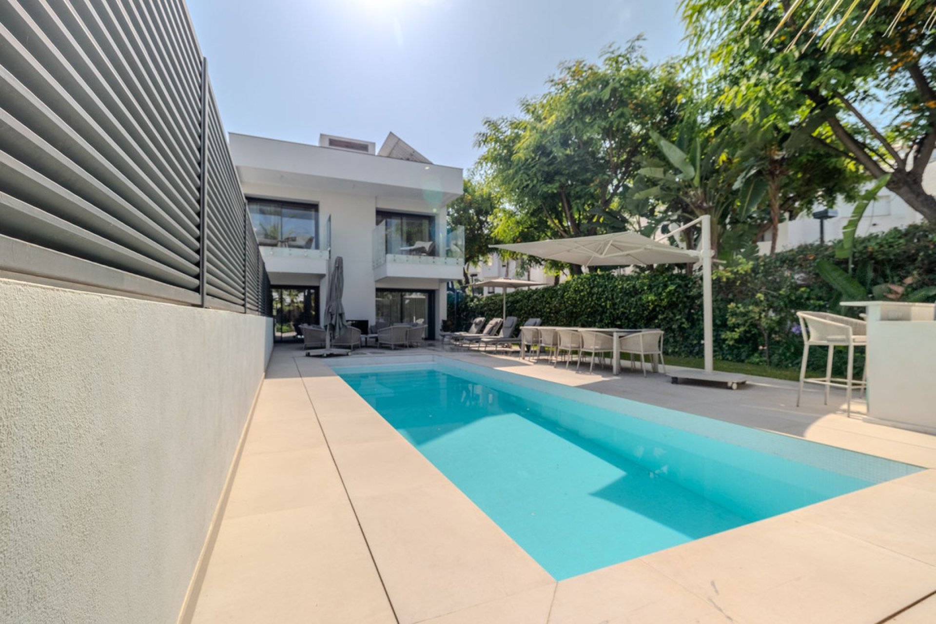 Resale - House - Detached Villa - Marbella - Puerto Banús