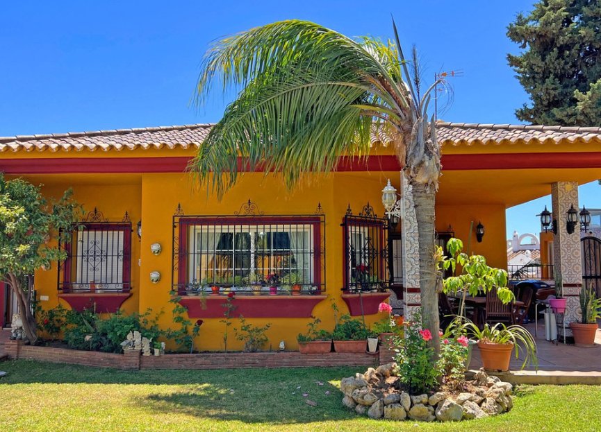 Resale - House - Detached Villa - Marbella - Reserva de Marbella