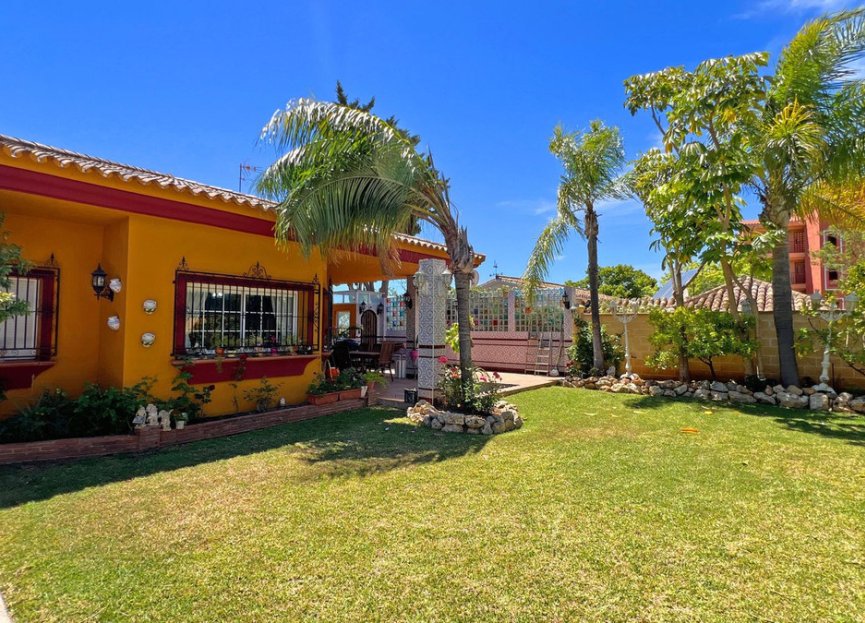 Resale - House - Detached Villa - Marbella - Reserva de Marbella