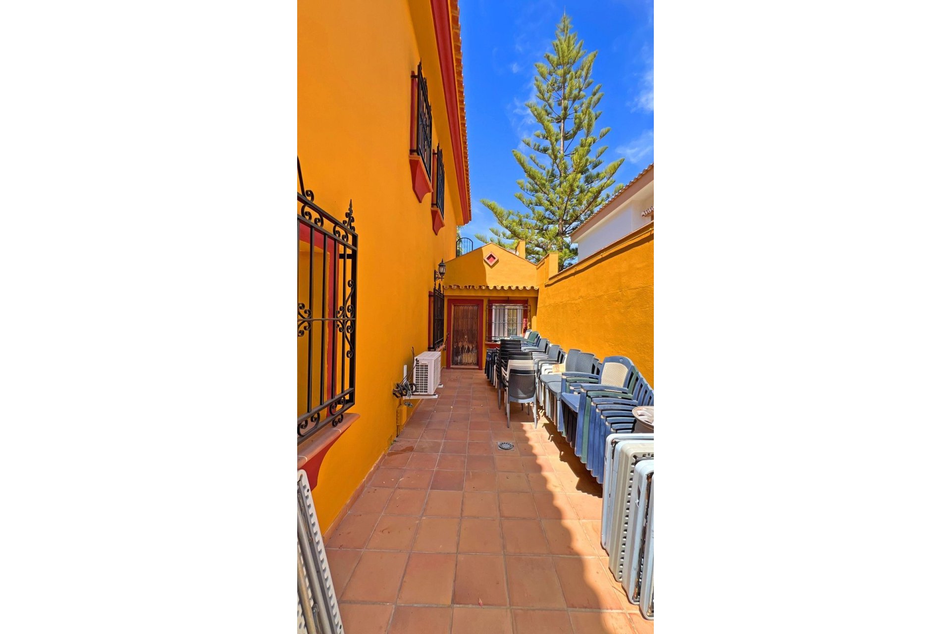 Resale - House - Detached Villa - Marbella - Reserva de Marbella