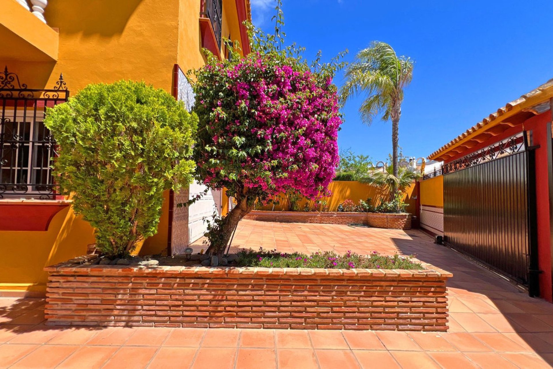 Resale - House - Detached Villa - Marbella - Reserva de Marbella