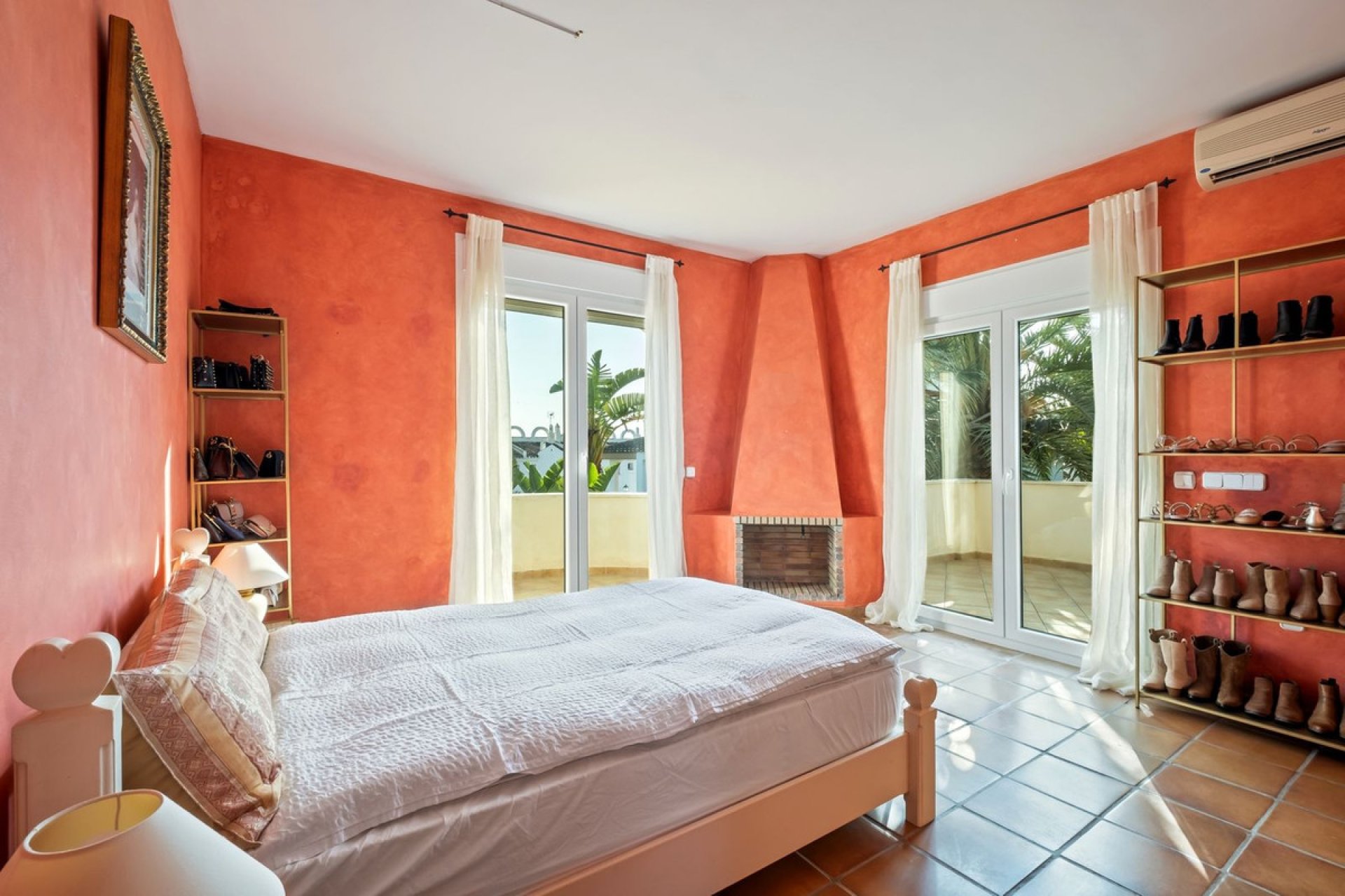 Resale - House - Detached Villa - Marbella - Reserva de Marbella