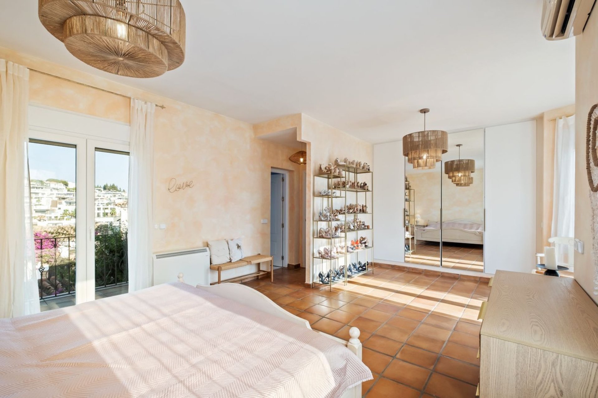 Resale - House - Detached Villa - Marbella - Reserva de Marbella