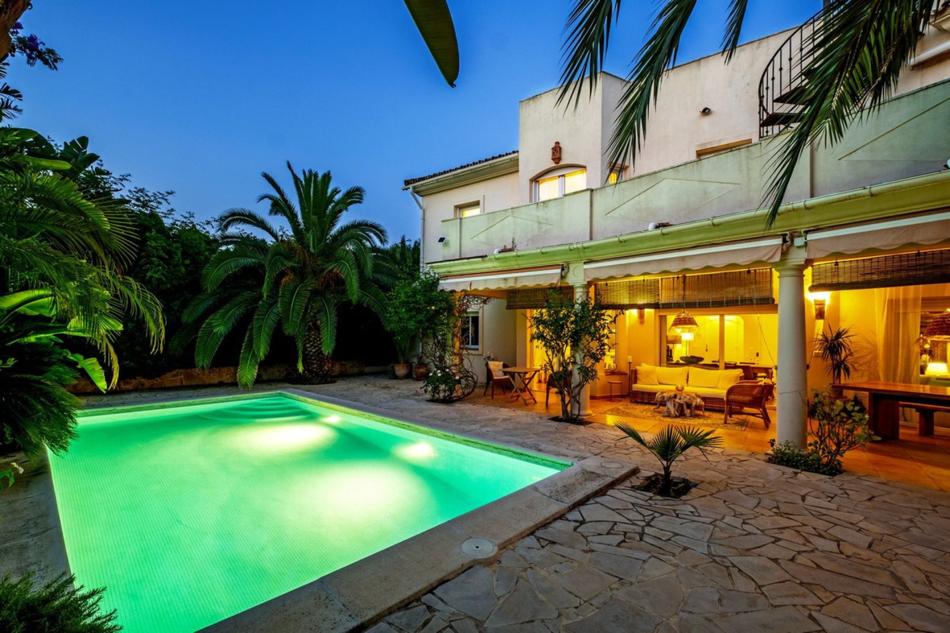 Resale - House - Detached Villa - Marbella - Reserva de Marbella