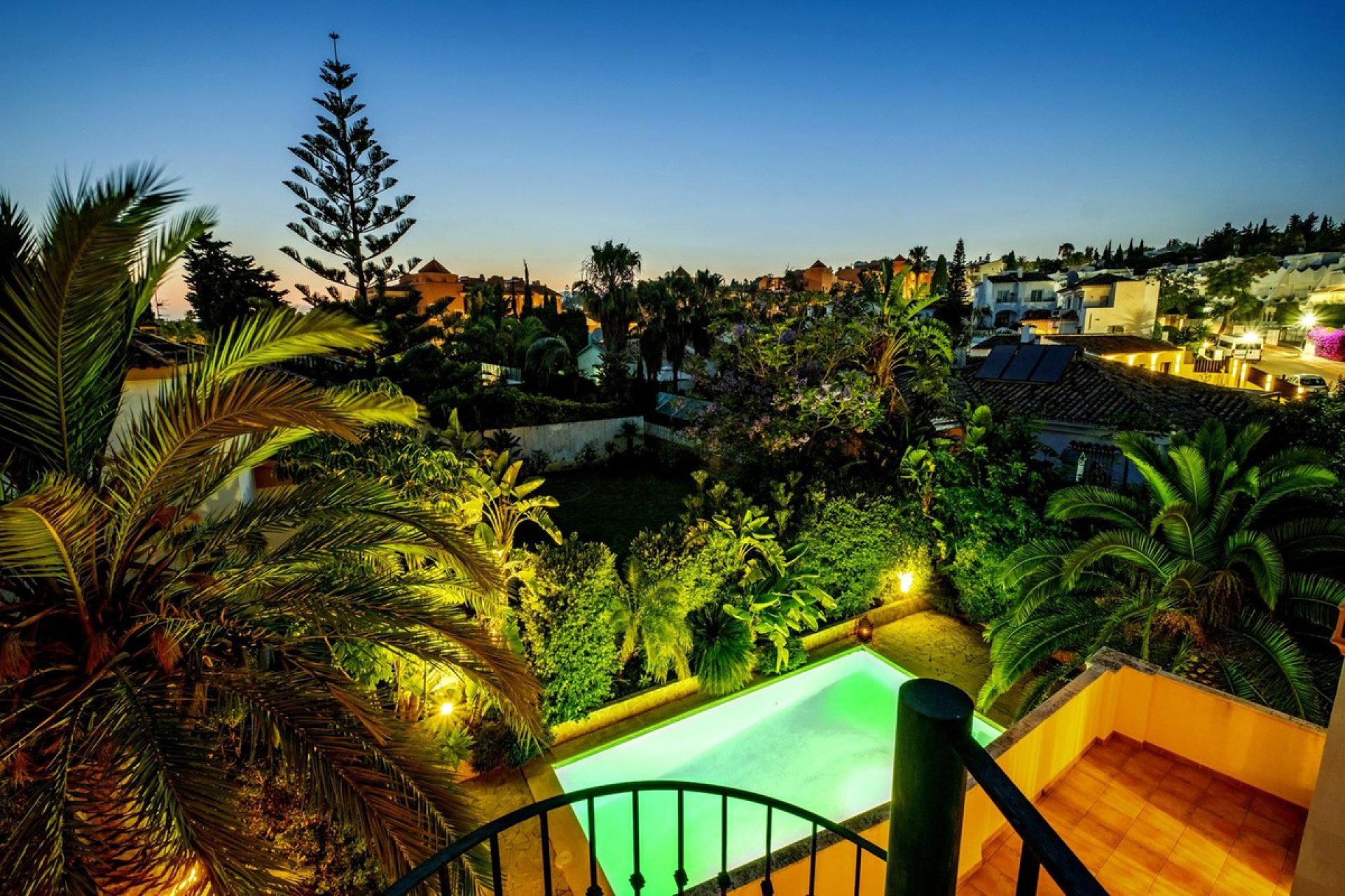 Resale - House - Detached Villa - Marbella - Reserva de Marbella