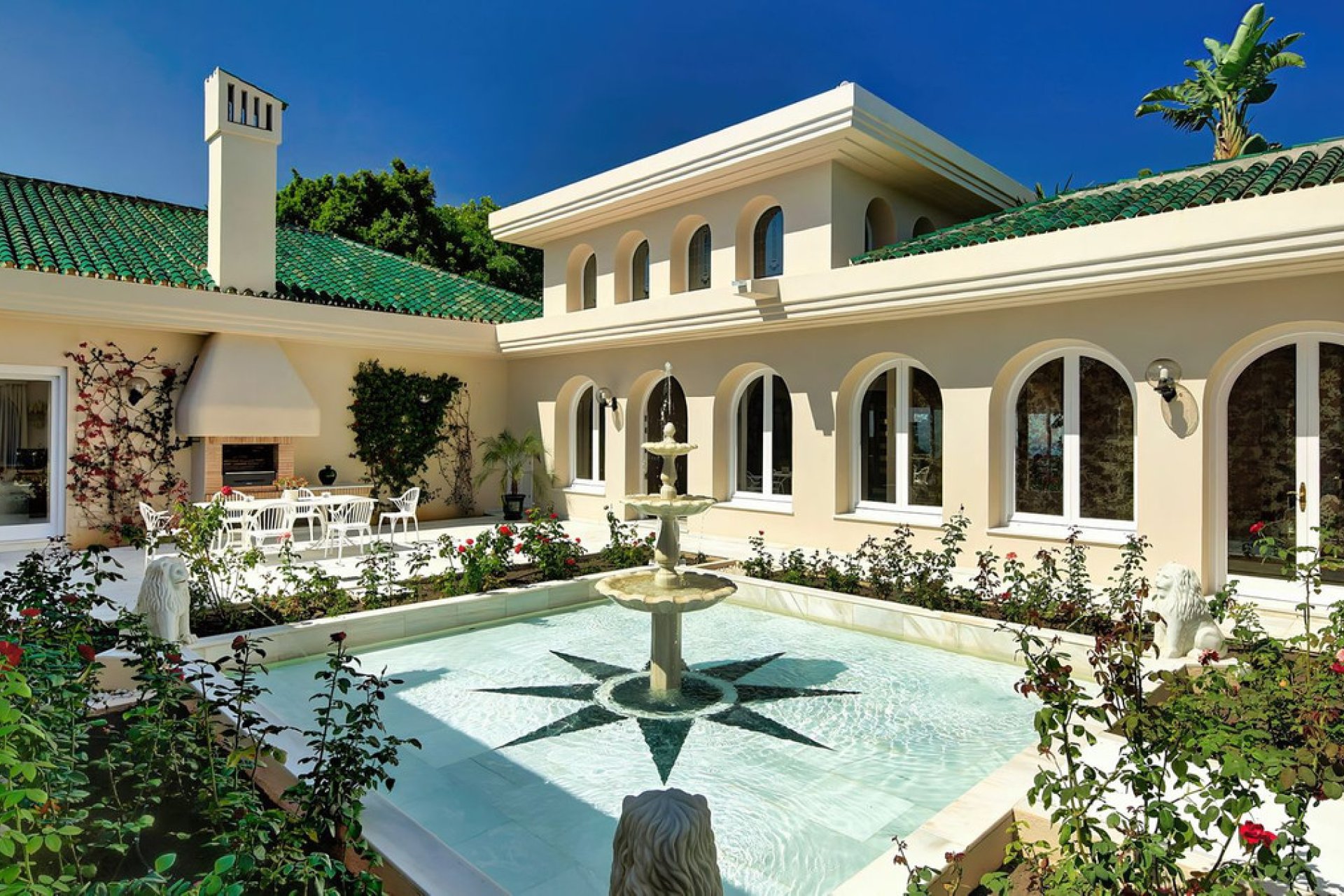 Resale - House - Detached Villa - Marbella - Río Real