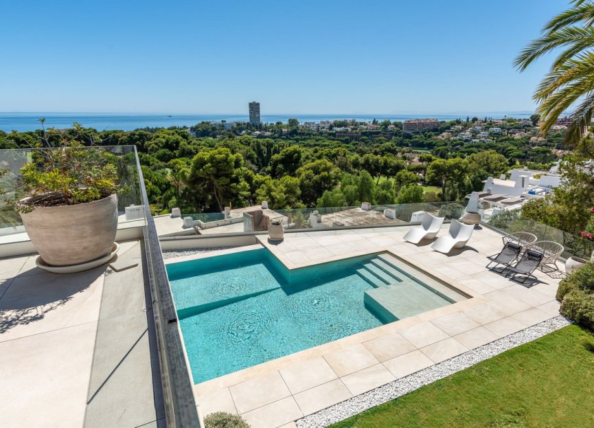 Resale - House - Detached Villa - Marbella - Río Real