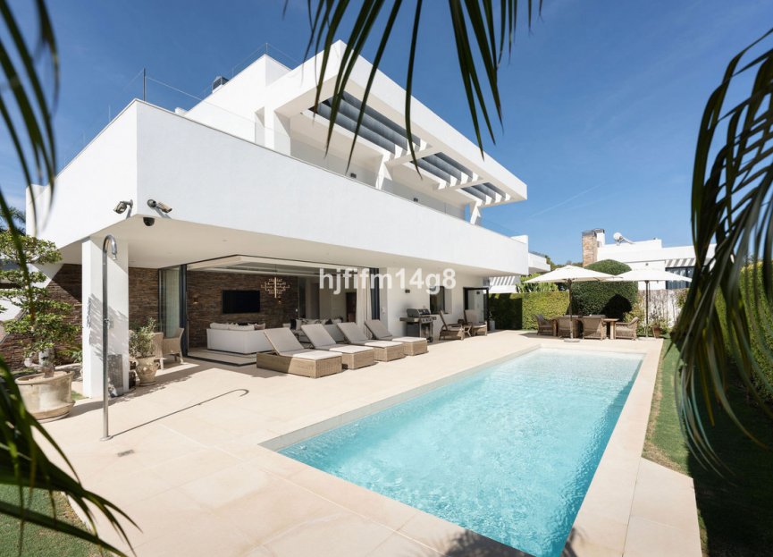 Resale - House - Detached Villa - Marbella - San Pedro De Alcantara