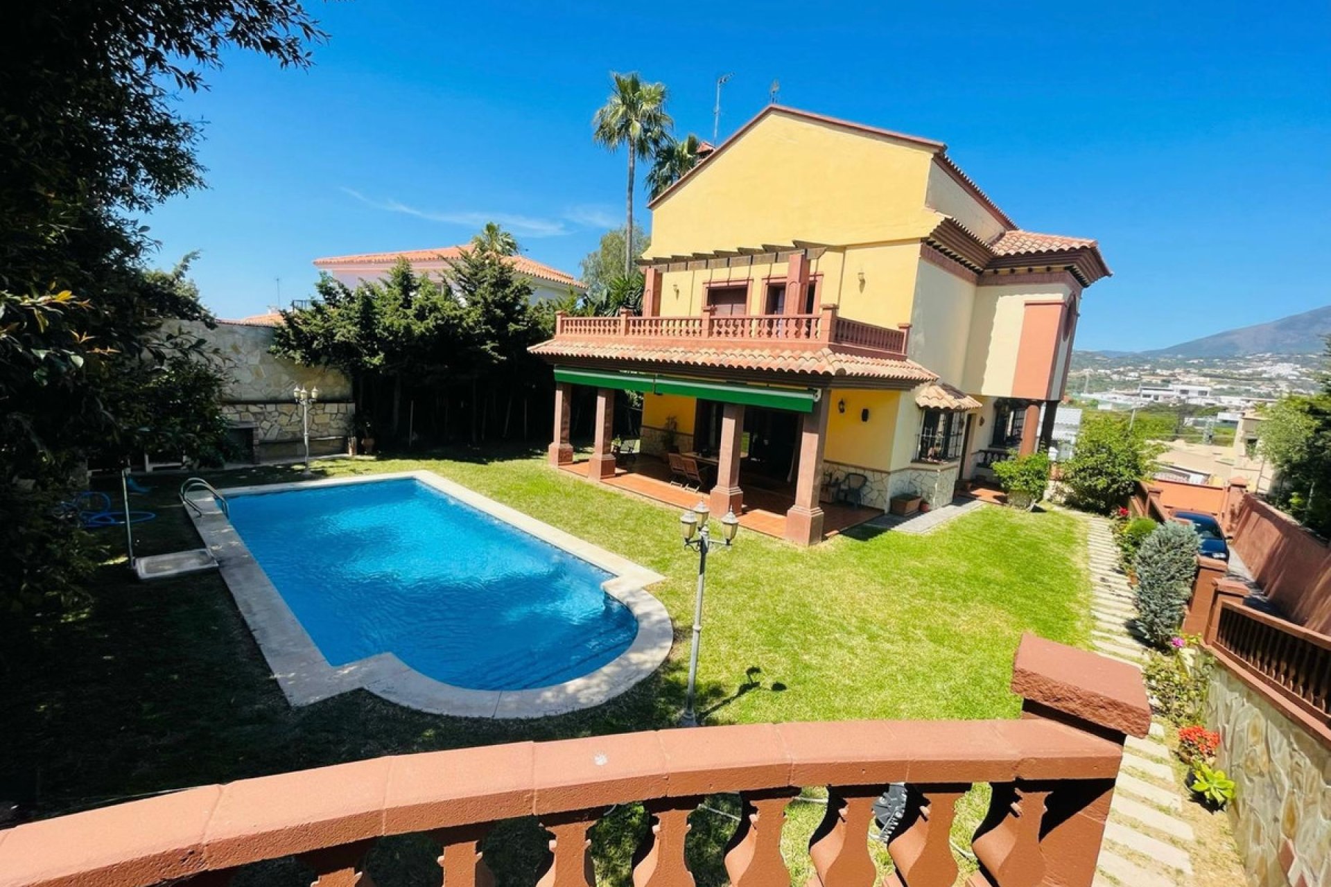 Resale - House - Detached Villa - Marbella - San Pedro De Alcantara