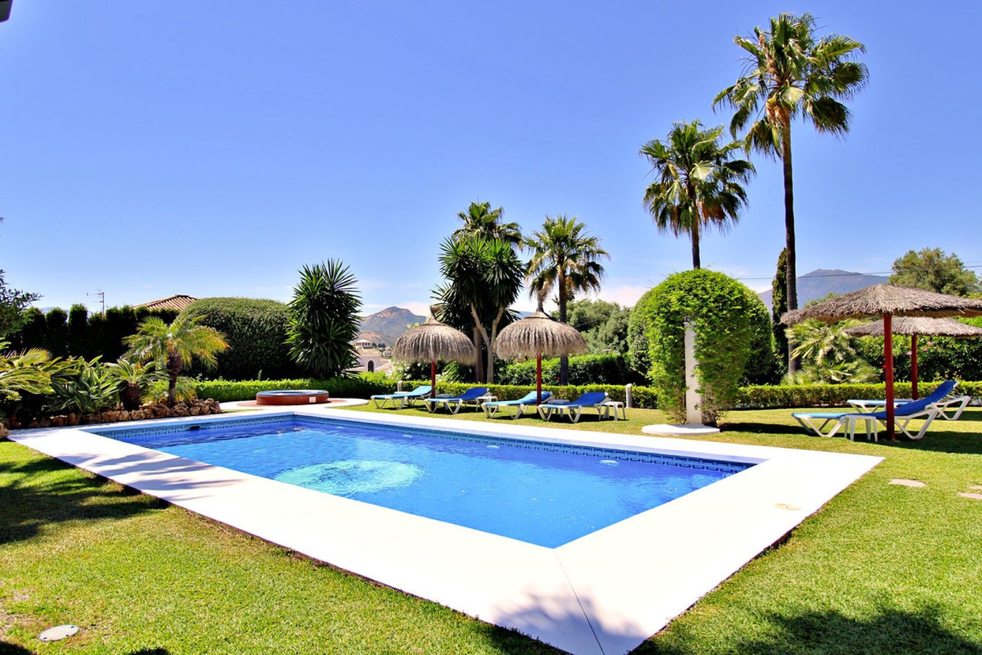 Resale - House - Detached Villa - Marbella - San Pedro De Alcantara