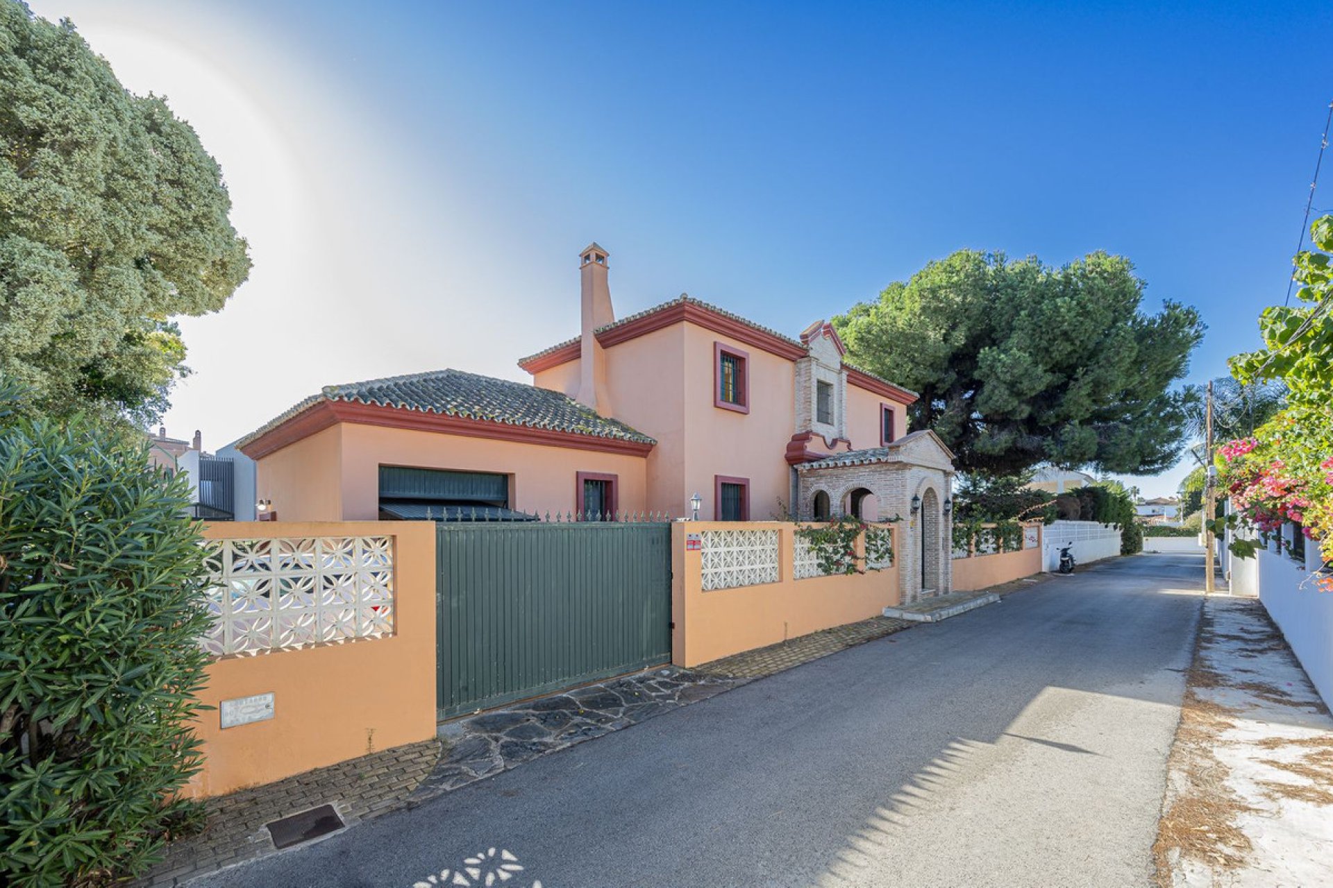 Resale - House - Detached Villa - Marbella - San Pedro De Alcantara