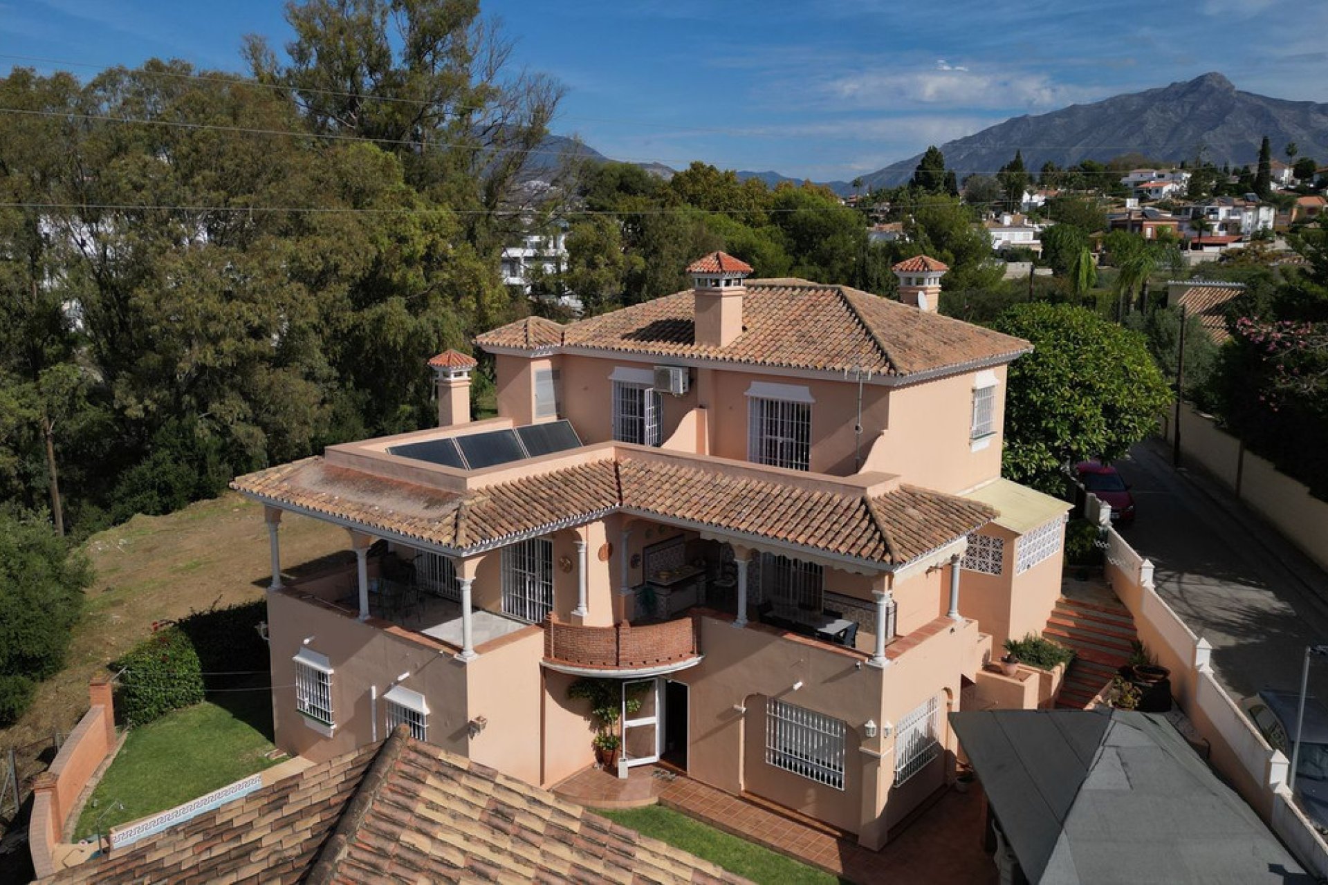 Resale - House - Detached Villa - Marbella - San Pedro De Alcantara