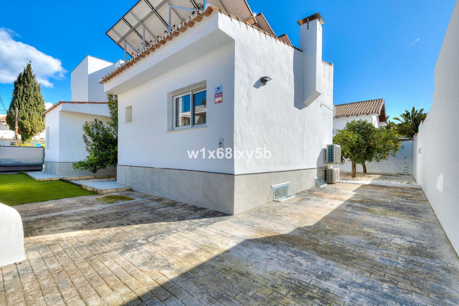 Resale - House - Detached Villa - Marbella - San Pedro De Alcantara