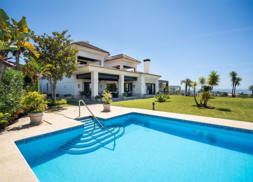 Resale - House - Detached Villa - Marbella - Santa Clara