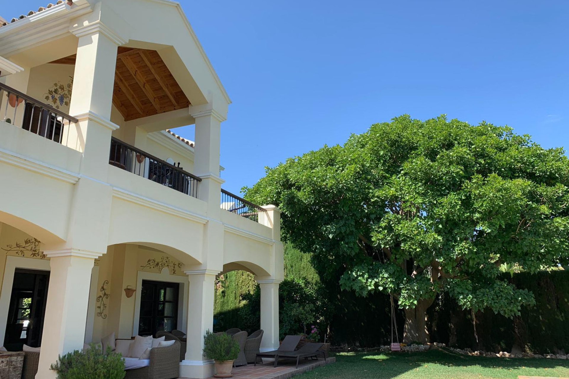 Resale - House - Detached Villa - Marbella - Sierra Blanca