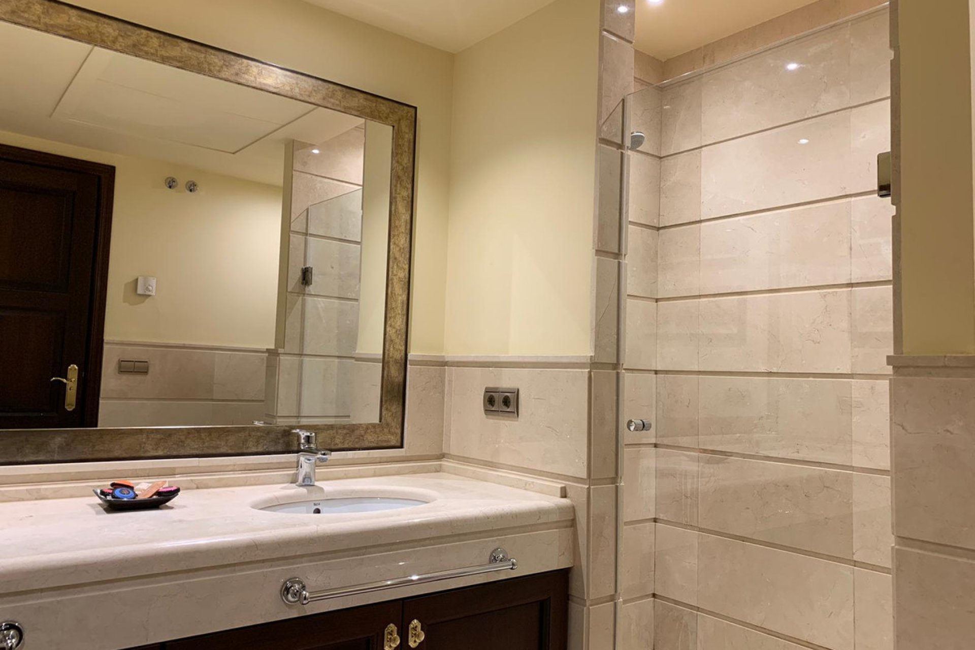 Resale - House - Detached Villa - Marbella - Sierra Blanca