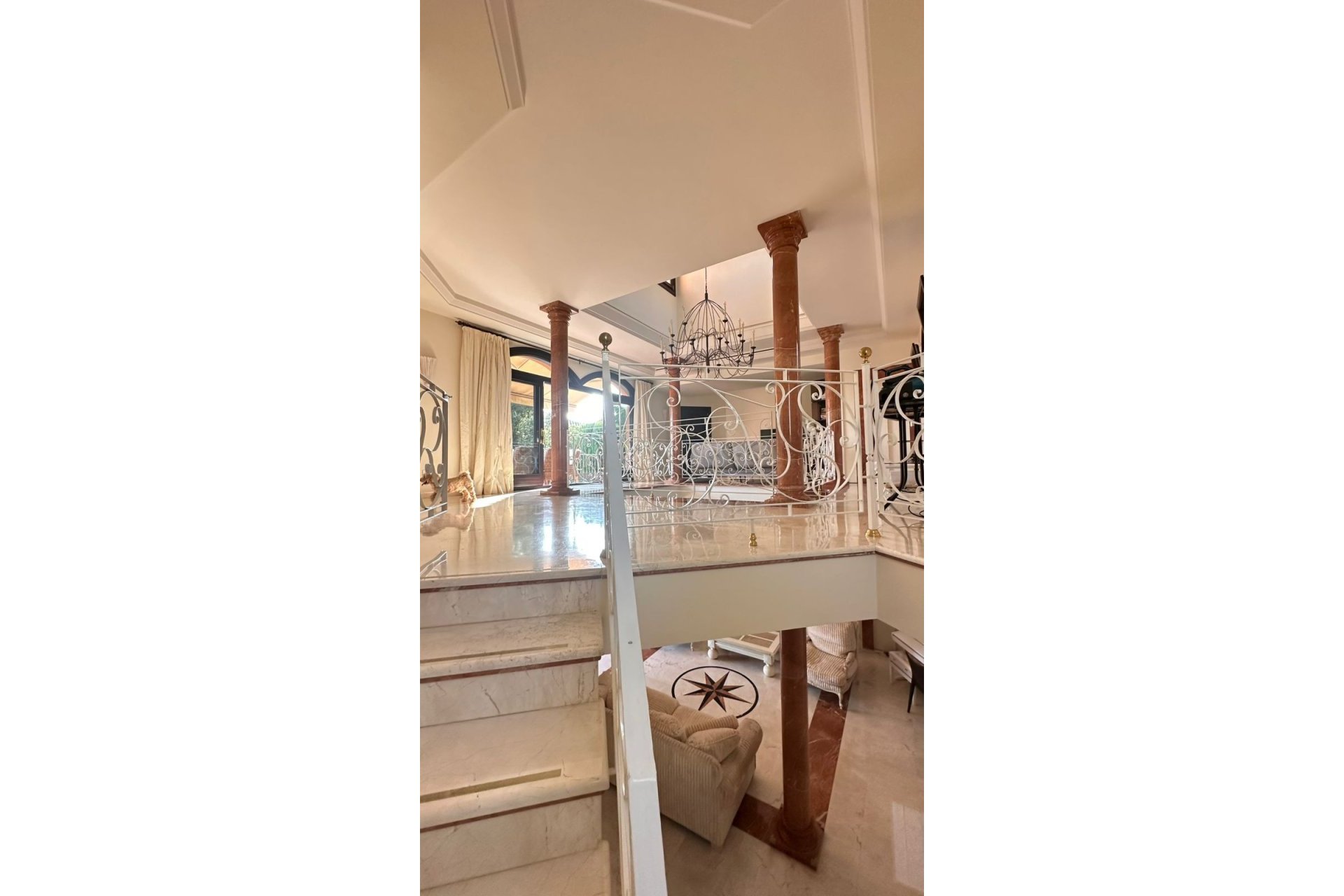 Resale - House - Detached Villa - Marbella - Sierra Blanca