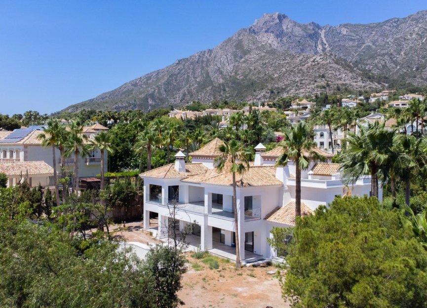 Resale - House - Detached Villa - Marbella - Sierra Blanca