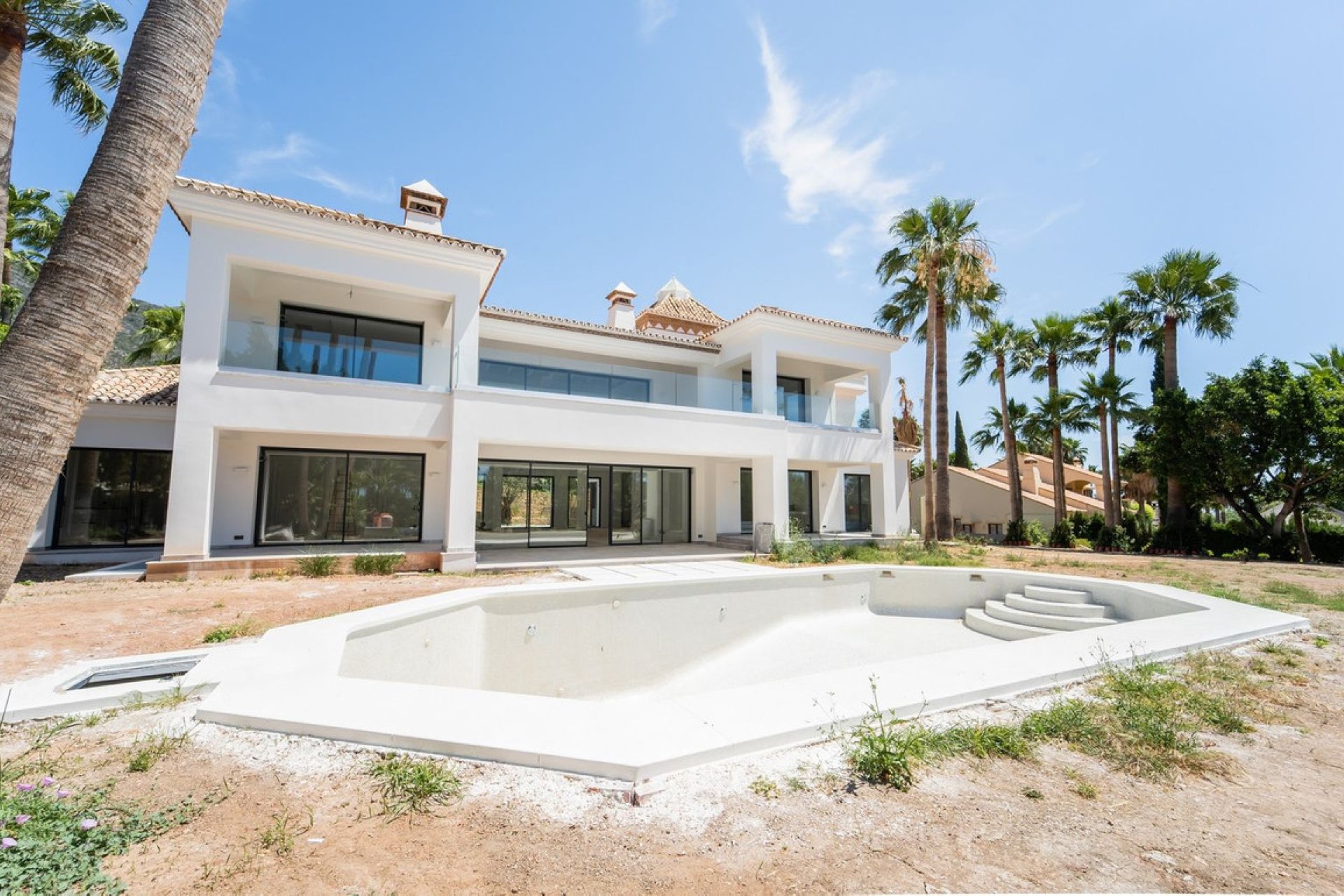 Resale - House - Detached Villa - Marbella - Sierra Blanca