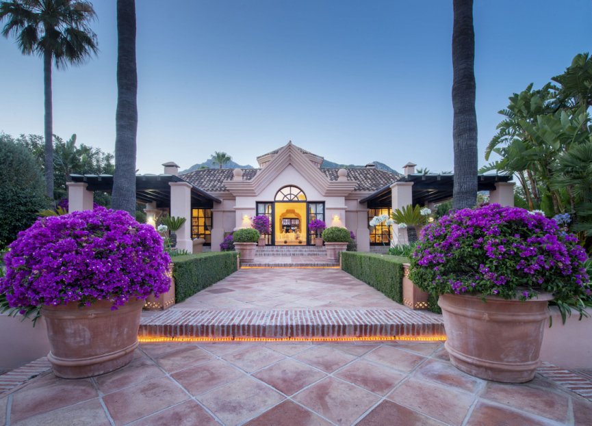 Resale - House - Detached Villa - Marbella - Sierra Blanca