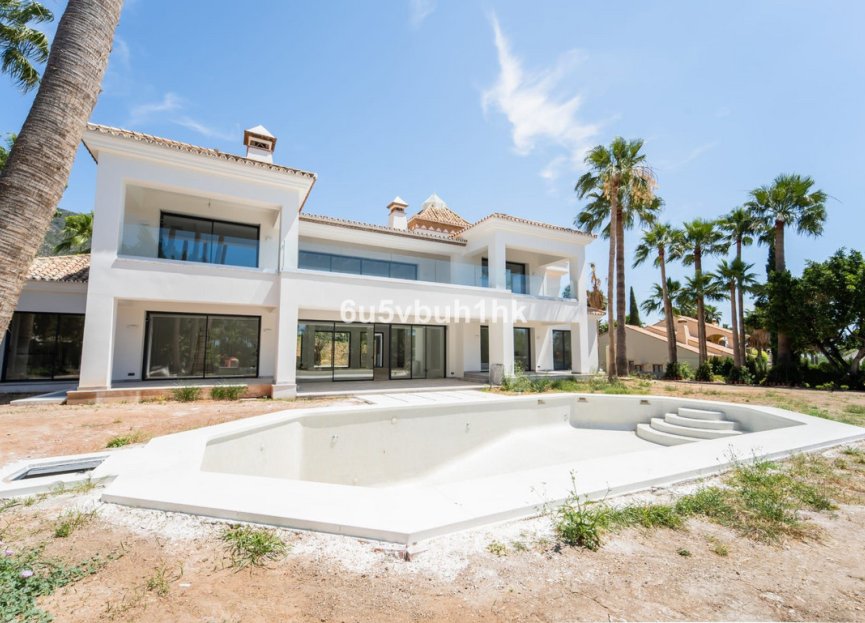 Resale - House - Detached Villa - Marbella - Sierra Blanca